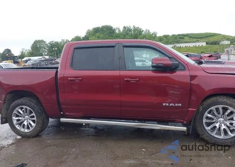 2023 Ram 1500 Laramie 4X4 5'7 Box z USA, uszkodzony, nr VIN 1C6SRFJT2PN588238